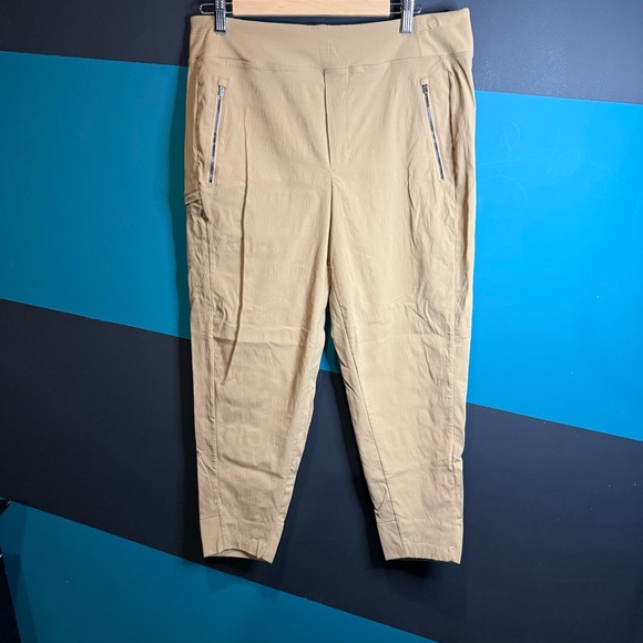 Tan Ankle Cropped Pants with Tapered Leg - Picture 2 of 13